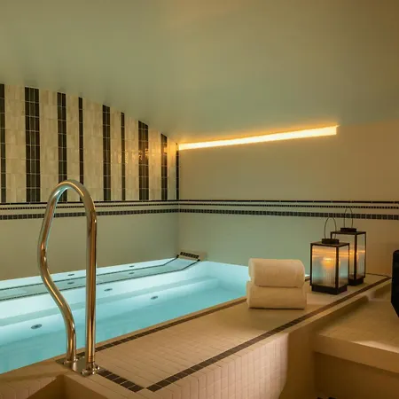 Filigrane & Hotel 4*