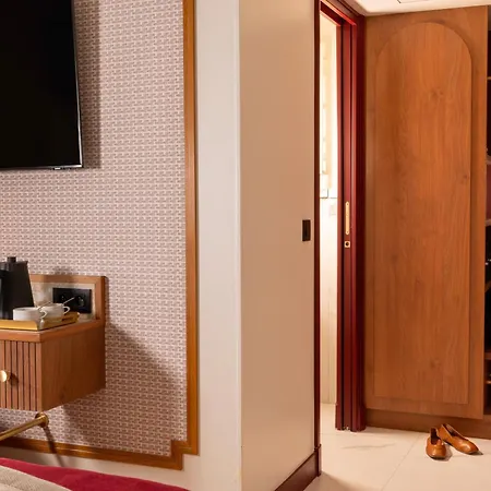 Filigrane & 4* باريس