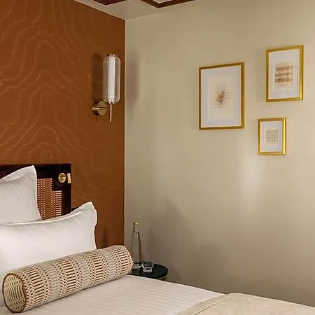 Filigrane & Hotel Parigi